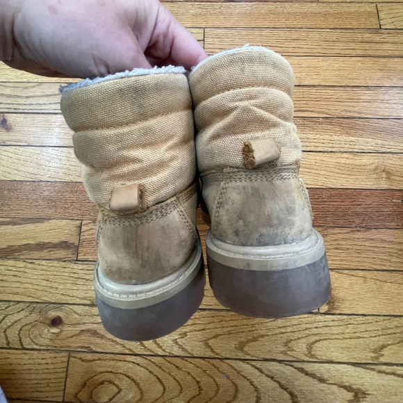 Timberland Ankle Sherpa Hiking Boots, size 2 - Picture 12 of 12
